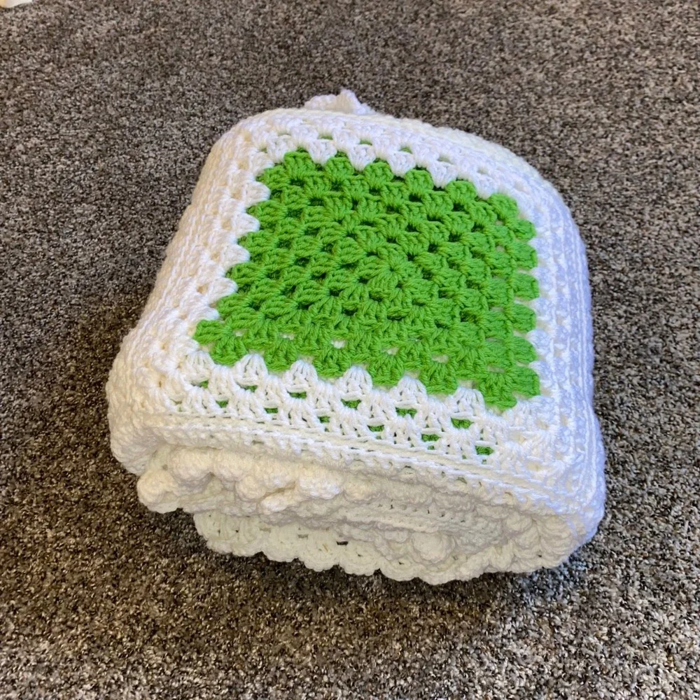 VTG Handmade Crochet Granny Square Afghan Blanket Throw 70x44 Green White Cream
